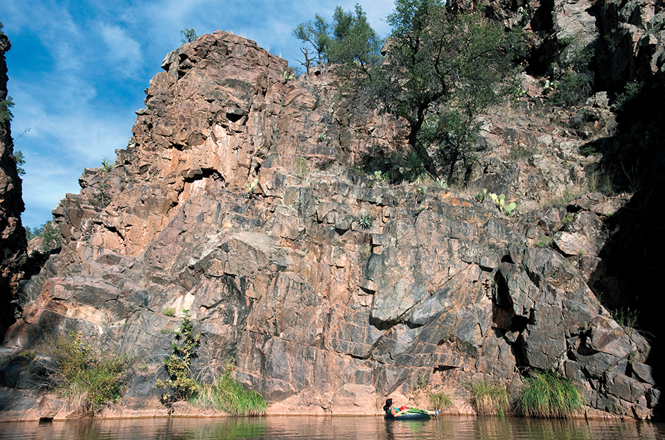 Pugliesi floats in Tonto Creek, downstream of the “Hell’s Gate.” By Elias Butler