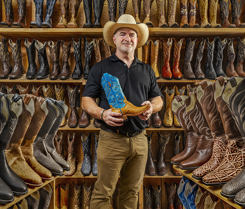 After the loss of their father, David Moore Jr. (pictured) and his sisters took over the family business of building custom boots in the heart of Nogales. By Steven Meckler