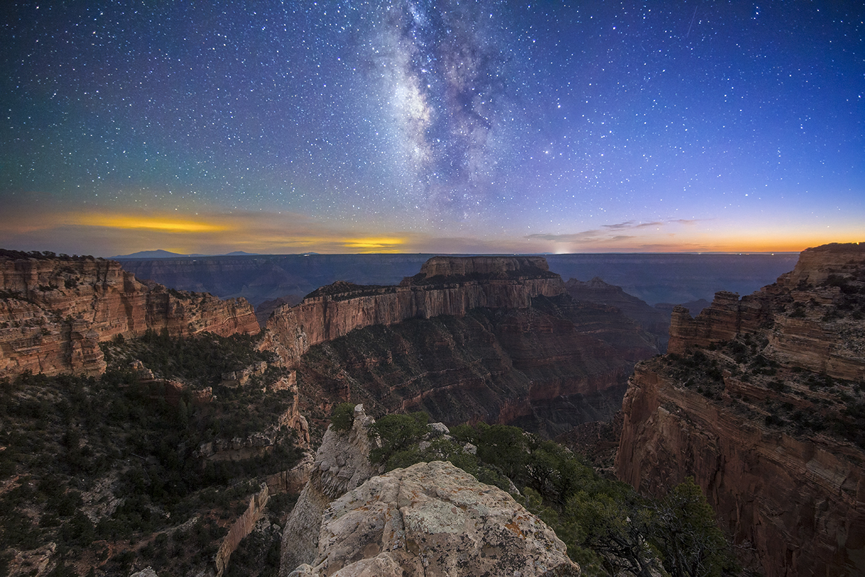 Stars and the Milky Way fill the night sky over Wotans Throne in a view from Cape Royal, on the Grand Canyon’s North Rim. The Canyon’s world-renowned dark skies have made it a haven for stargazers — and, since 2021, the home of an astronomer-in-residence program sponsored by Grand Canyon Conservancy. | Sean Parker