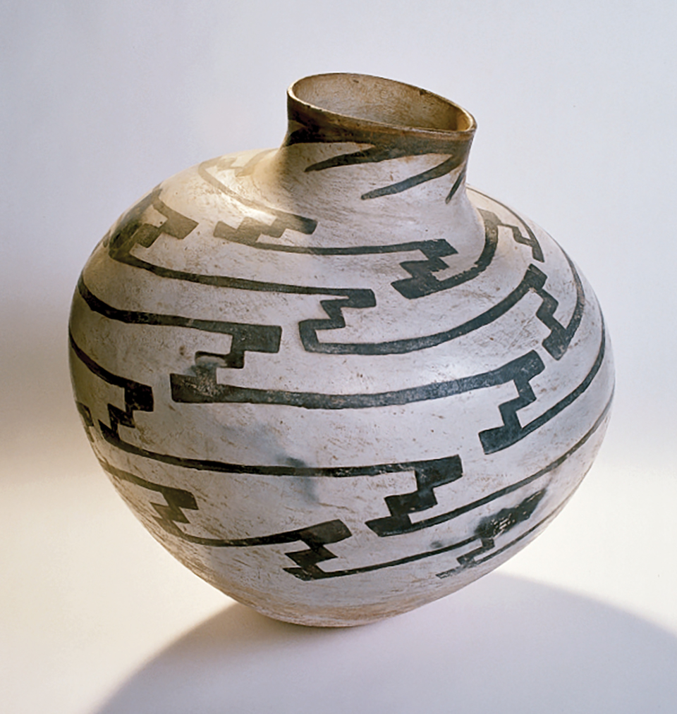 Clay Vessels: Ancestral Puebloans fashioned natural paintbrushes from the yucca plant to decorate their pottery. Unglazed pots, called ollas, were used for carrying water, cooking and storing grains. The more intricate Kayenta Black-on-white olla (above) dates from a.d. 1260 to 1300. The Sosi Black-on-white vessel (below) was made between a.d. 1070 to 1150. | George H.H. Huey