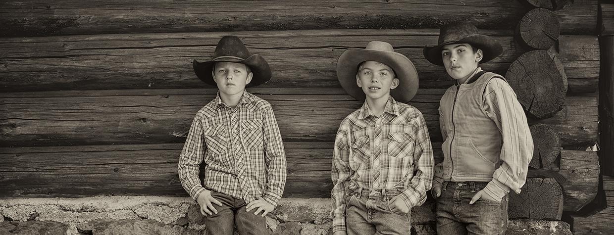 Vinson Picozzi, Keaton Jasso and Kaden Summer are shown at the X Diamond’s Voigt Allotment in the Apache-Sitgreaves National Forests. By Scott Baxter